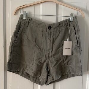 Everlane Women's TENCEL Utility Short
